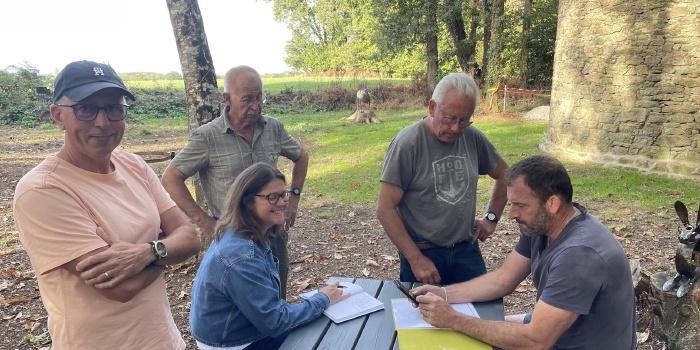 L'aventure continue. Bienvenue aux charpentiers