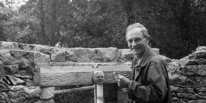 Finition du palier, pose de la poutre et reprise des joints du moulin