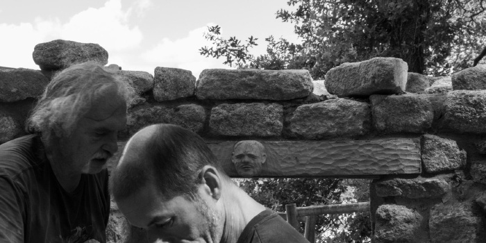 Finition du palier, pose de la poutre et reprise des joints du moulin